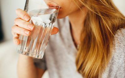 Lo que la ciencia dice sobre beber agua para perder peso